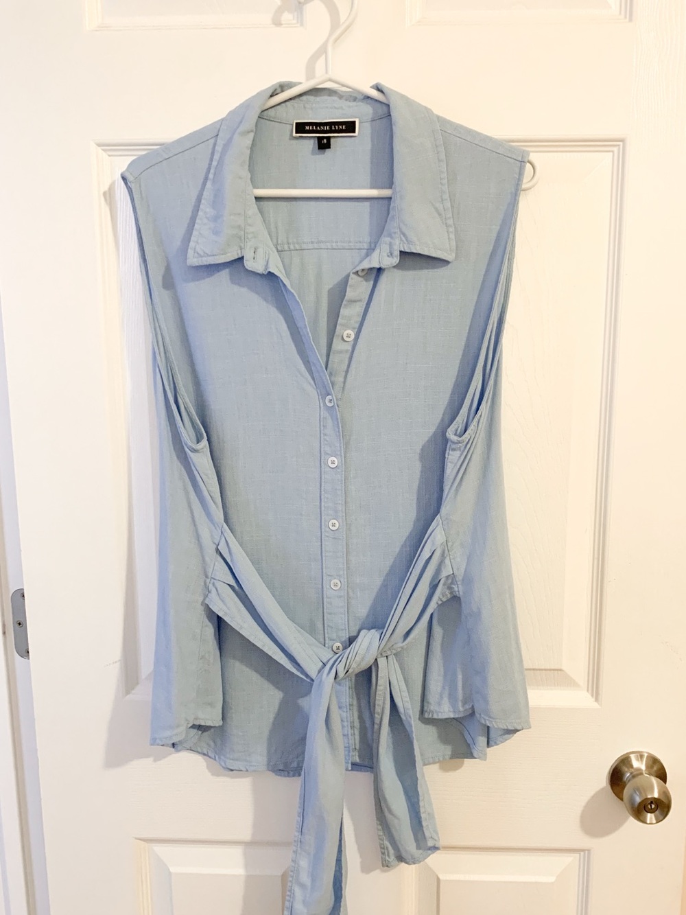 Melanie Lyne  Blue Sleeveless Tie-Front Shirt - size 18